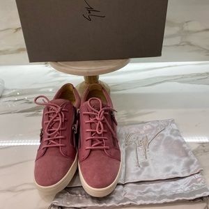 Giuseppe Zanotti sneakers never worn 40